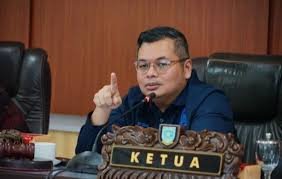 Kemas Faried Kritik Satpol PP Jambi: Penegakan Perda Sampah Lemah, Warga Bandel Buang Sembarangan