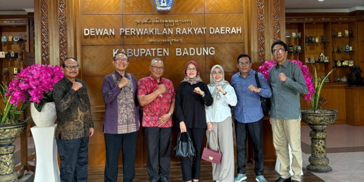 DPRD Muaro Jambi Kunjungi DPRD Kabupatern Badung- Bali