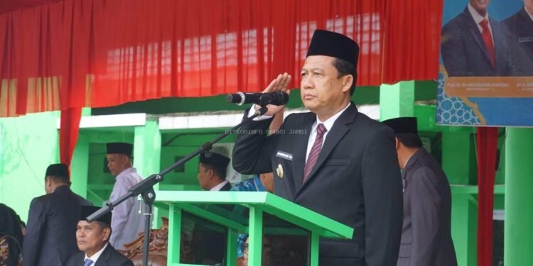 Bupati Muaro Jambi Pimpin Upacara HAB ke-80 Kemenag, Tekankan Kerukunan Umat untuk Indonesia Maju