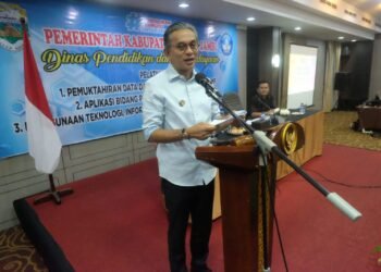 Wabup Muaro Jambi Buka Bimtek Dapodik 2026, Tekankan Akurasi Data dan Literasi Digital Guru