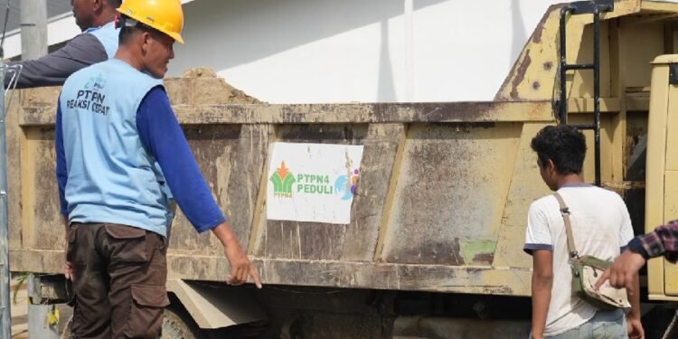 PalmCo Kawal Pemulihan Pascabanjir Tapanuli Selatan hingga Tuntas