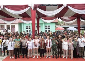 Bank Jambi & OJK Bawa Edukasi Keuangan ke Suku Anak Dalam di Merangin