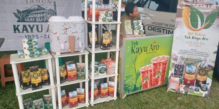 PTPN IV Regional 4 Ramaikan Festival Rakyat Bazar UMKM Kadin dan Korem 042/Garuda Putih