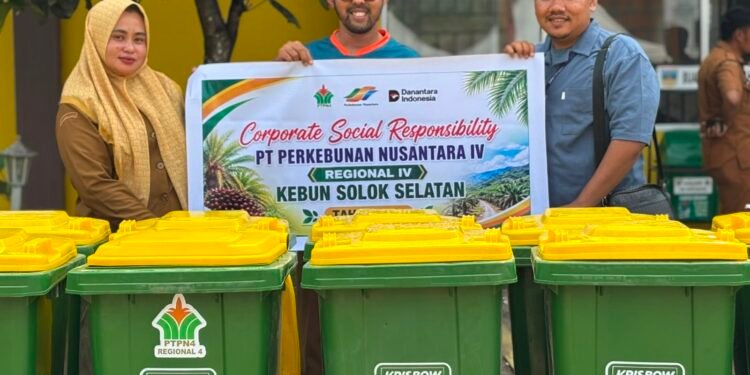 Destinasi Wisata Solsel Kinclong, PTPN IV Regional Sebar 10 Tong Sampah